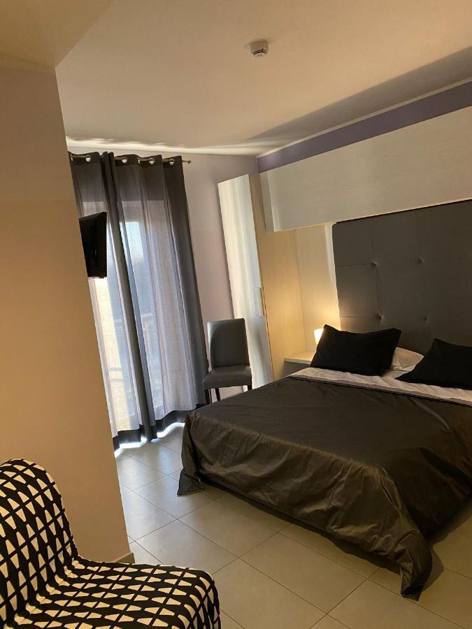 Victoria Hotel โปมิญาโน ดาร์โก ภายนอก รูปภาพ