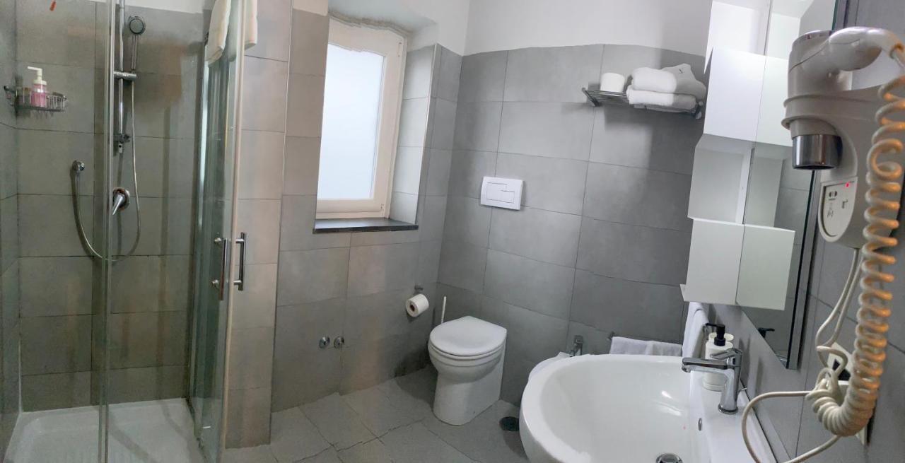 Victoria Hotel โปมิญาโน ดาร์โก ภายนอก รูปภาพ