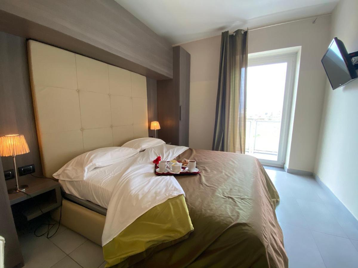 Victoria Hotel โปมิญาโน ดาร์โก ภายนอก รูปภาพ